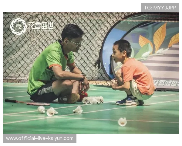 羽毛球预判的科学与艺术:从战术洞察到反套路博弈 羽毛球预判的科学与艺术:从战术洞察到反套路博弈